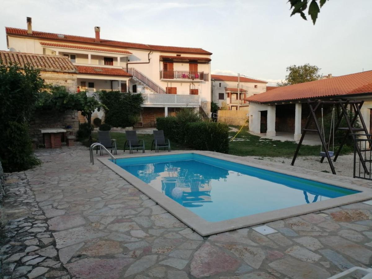 Apartamento App Isabel Žminj Exterior foto